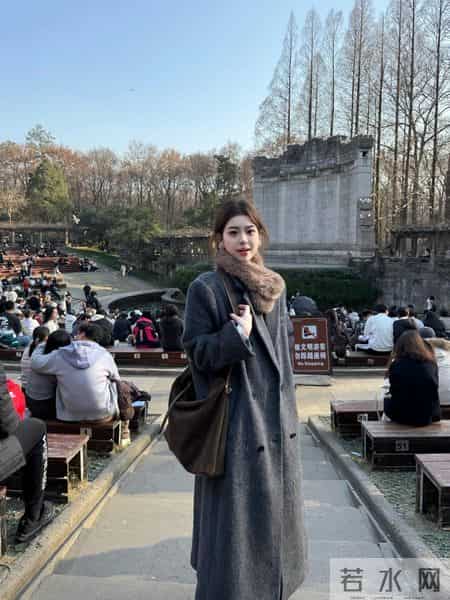 穿出高级感，请选择灰色！