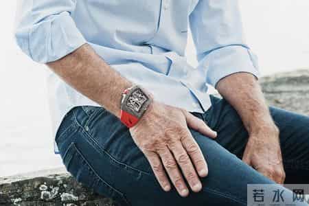 RM首块方表、首次圆形、还有集大成之作的小三针碳纤维千万别错过