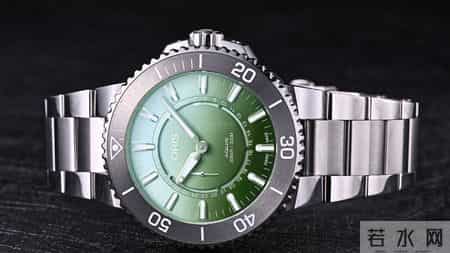 安利一块冷门但惊艳的潜水表，这绿盘绝了