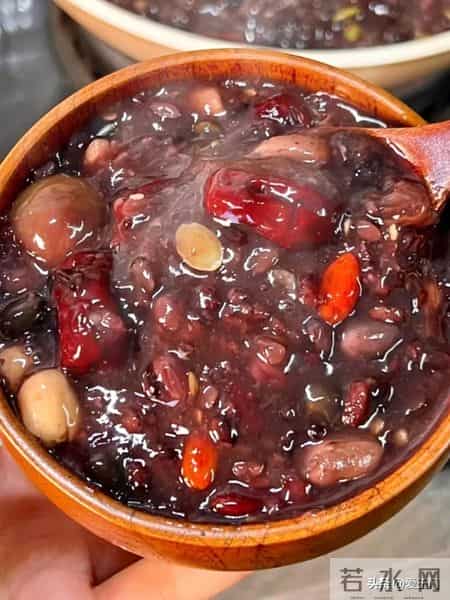 早餐不知道吃什么,推荐5款营养粥,养胃健脾,营养又健康