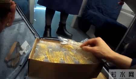 价值上千万！珠宝公司新员工将12公斤黄金忘在高铁上