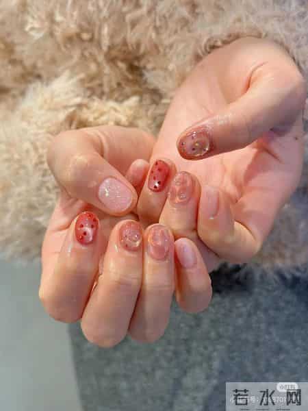 短甲新年美甲分享