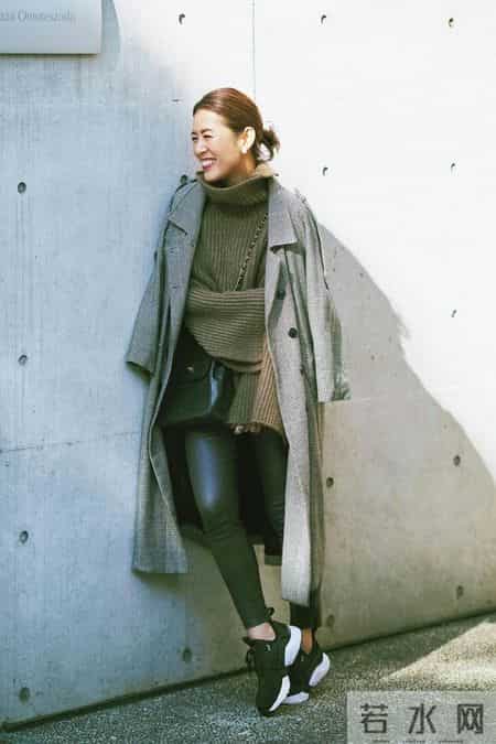 这是见过最真实的中年小个子，没有完美身形，靠简练穿搭圈粉无数