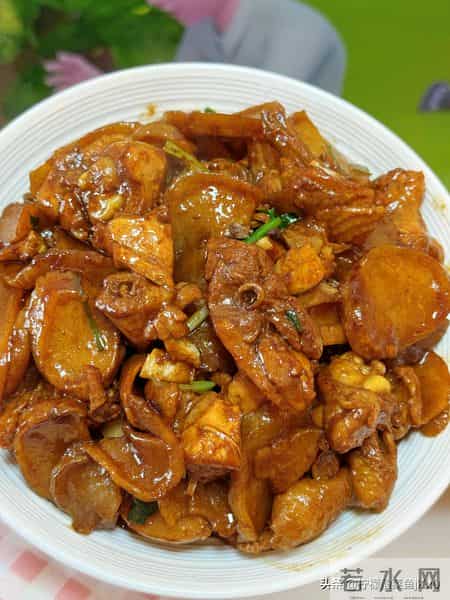 “腊八不养阳，一年都白忙”，今日腊八，有钱没钱，多吃这4样