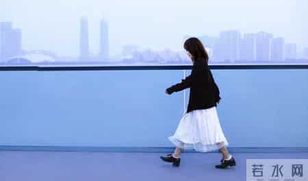 心理学上说:喜欢把家里打扫得干干净净、一尘不染的人,表面爱整洁,实则暴露了人生真相