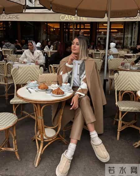 驼色大衣的四种高级穿法，时髦炸了