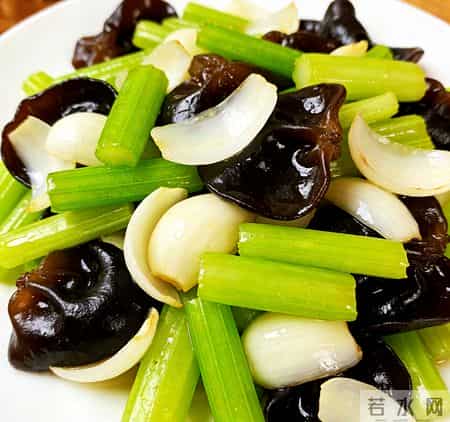 每天吃两口,给肝脏“洗个澡”,排净肝毒,脸色不黄、身体不淤