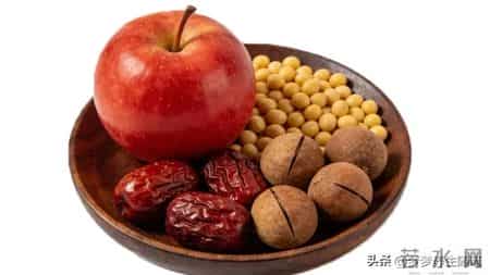 别再喝白豆浆了!苹果豆浆才是平民燕窝