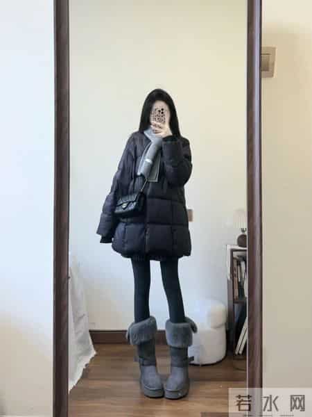 今冬火了一种新穿法,叫”羽绒服叠穿”,保暖又时髦!