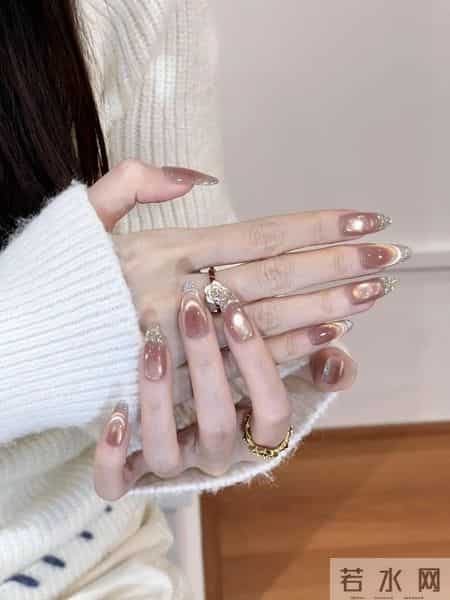 好特别的法式猫眼美甲！