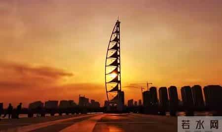 真服了我老公！他今年65岁了？每天晚上吃完饭不管多累，立马开工