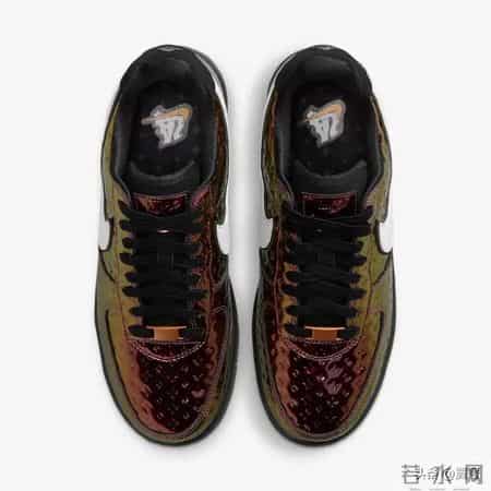 耐克悄悄发布了一款形似LV联名的Air Force 1新作……