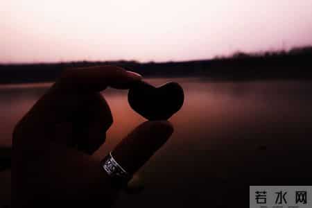 一个很厉害的本事，就是不要和伤害过你的人，再次产生任何链接