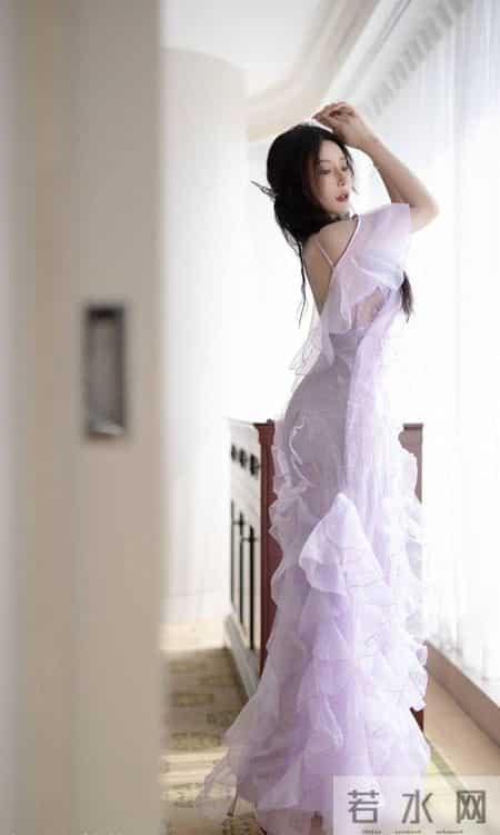 浪漫又不失温柔的紫色，让你尽情享受夏日的美好与浪漫