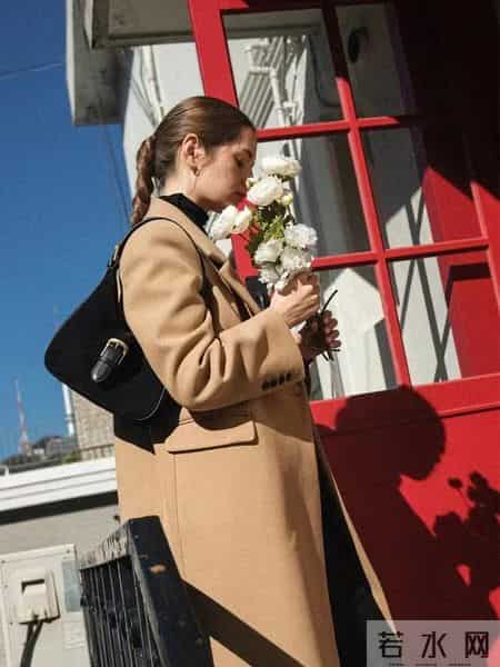 驼色大衣的四种高级穿法，时髦炸了