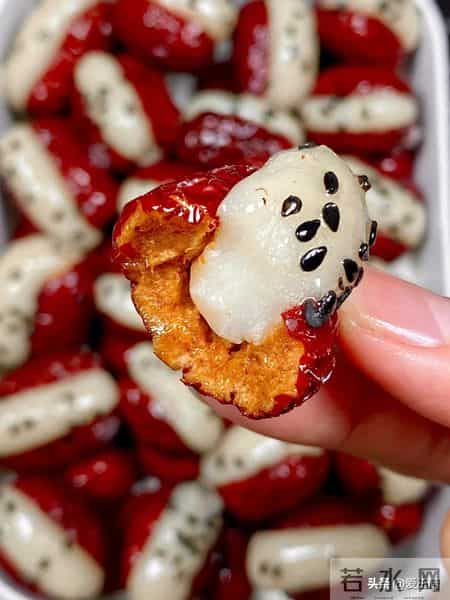 它是“穷人的阿胶”，每天吃3颗胜过1只老母鸡，滋补气血又养颜