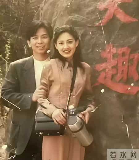 哇，牛莉年轻时的照片，没几个人能认出来，她还演过水浒传吗