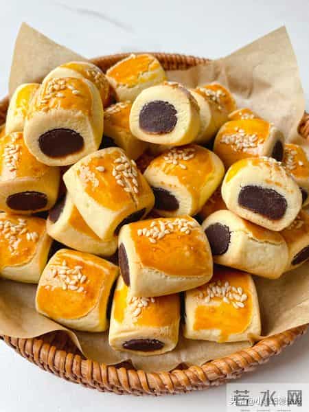 建议中老年：少吃瓜子花生，常吃这4种“零嘴”，气血双补显年轻