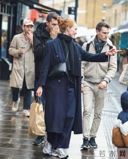 这3双运动鞋，越穿越时髦！