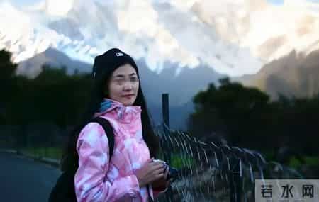 我开长途货车，在戈壁滩捎了个漂亮女人，她哀求：大哥，求你个事