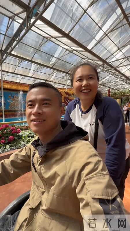 婚礼前六天，新郎瘫痪了！新娘做了一个决定：无论丈夫变成什么样，她都要陪在他身边