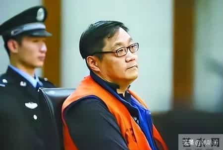 结婚23年她的内衣都是丈夫洗，在丈夫入狱后，她为夫还债三千万