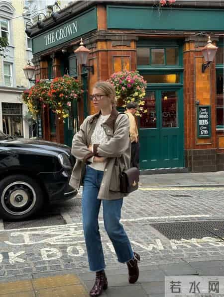 【博主穿搭】她把“英法混血”穿搭术玩明白了