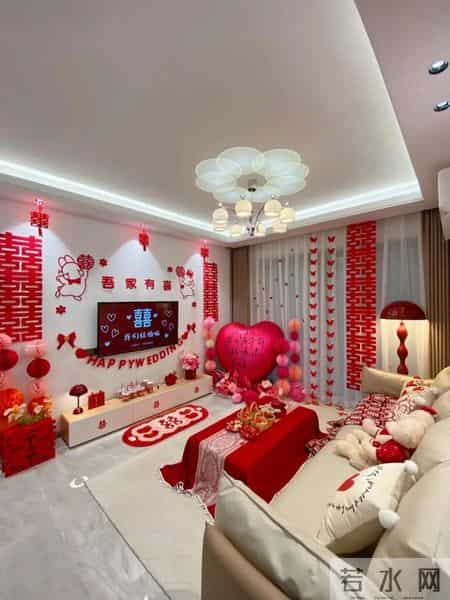 一位28岁姑娘展示婚房，在朋友圈爆红，亲戚直呼：从小就看有眼光