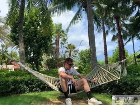 空少小哥哥，简直不要太帅了