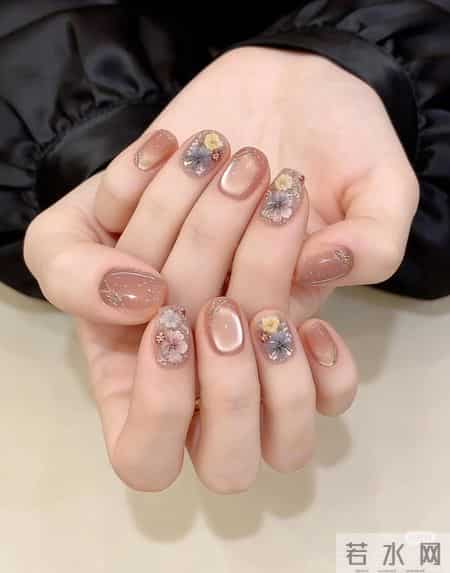 冬日精致美甲分享