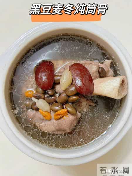 "睡眠不好，多是肝火旺"，建议多喝这4种汤，助睡眠，一觉到天亮