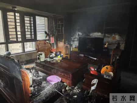 看案例，敲警钟 - 贺州一小区接连发生两起火灾 这些用火安全细节别忽视