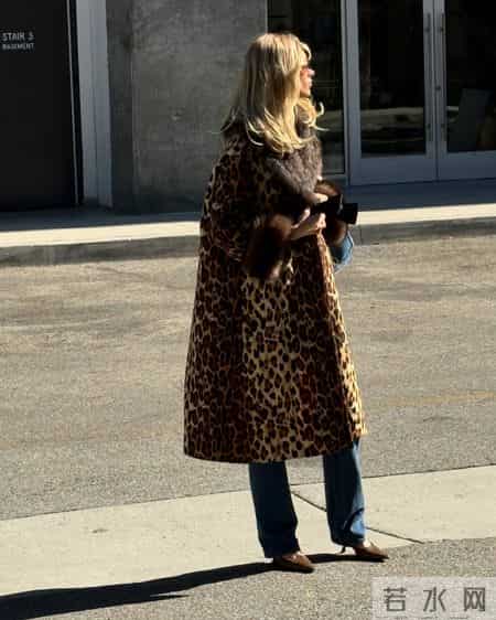 Elsa Hosk杂图更新