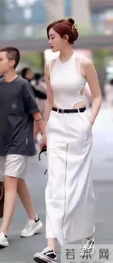 这女生身材如此高大，还能这么匀称，太少见了