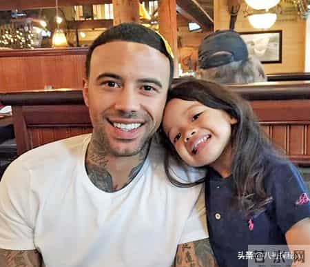 北京富家女李凡尼：和美国黑人生下俩娃，出轨毒贩，谋杀前男友！