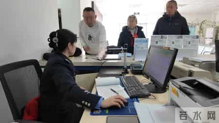 聚焦 -- 银川有三十万人面临更换身份证！“少跑腿”攻略看过来