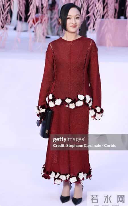 巴黎这一夜，周迅惊艳亮相，刘雯脸部瘦脱相，金高银松弛感拉满