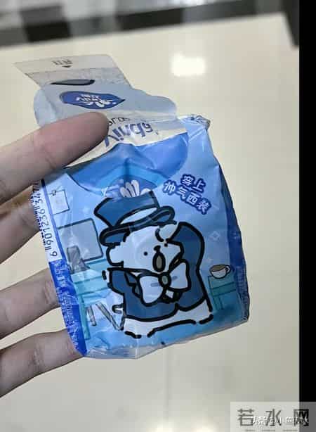 “极简风”之下，奶茶袋都弱爆了，看看这些网友为了省钱有多离谱