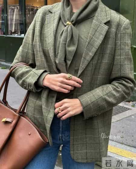 【博主穿搭】她把“英法混血”穿搭术玩明白了