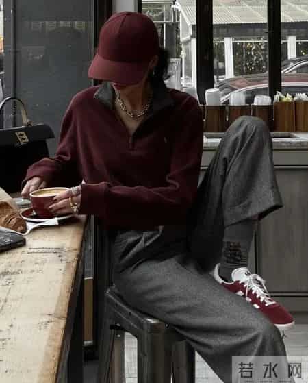 冬日超火的一组配色：灰+红，好看显高级！