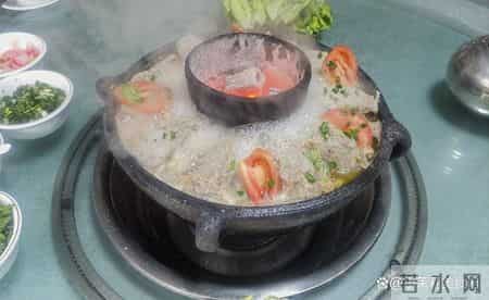 “腊八3不吃，吃了身难安”，今日腊八，要懂忌嘴，健康饮食，平安过节