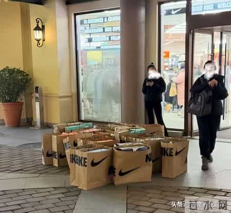 7天5.2亿！京圈“捡漏天堂”，要被卖了！网友：三折Prada真香