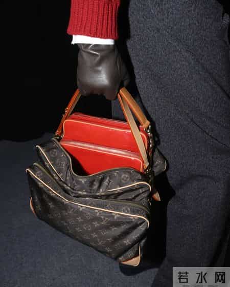 Louis Vuitton:旅行的意义,是将栖所随身携带