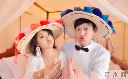 他忘不掉初恋，却爱上了两个女人，如今45岁仍未婚