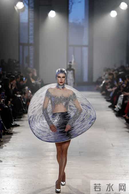 （外代二线）巴黎高级定制周——Rahul Mishra品牌时装秀(2)