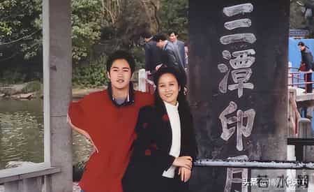 他28岁跳楼身亡,离开前顶楼徘徊3小时,留17字感人遗言告别人间