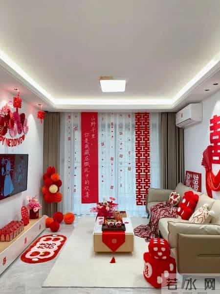 一位28岁姑娘展示婚房，在朋友圈爆红，亲戚直呼：从小就看有眼光