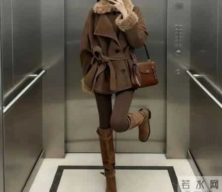 最近火了一双鞋，叫"美拉德靴"！时髦显高，配裤子、裙子都好看！