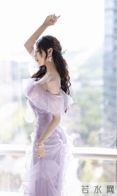 浪漫又不失温柔的紫色，让你尽情享受夏日的美好与浪漫