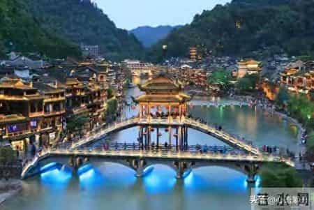 异性关系再好，也不要在晚上发这几条微信，否则是自讨苦吃